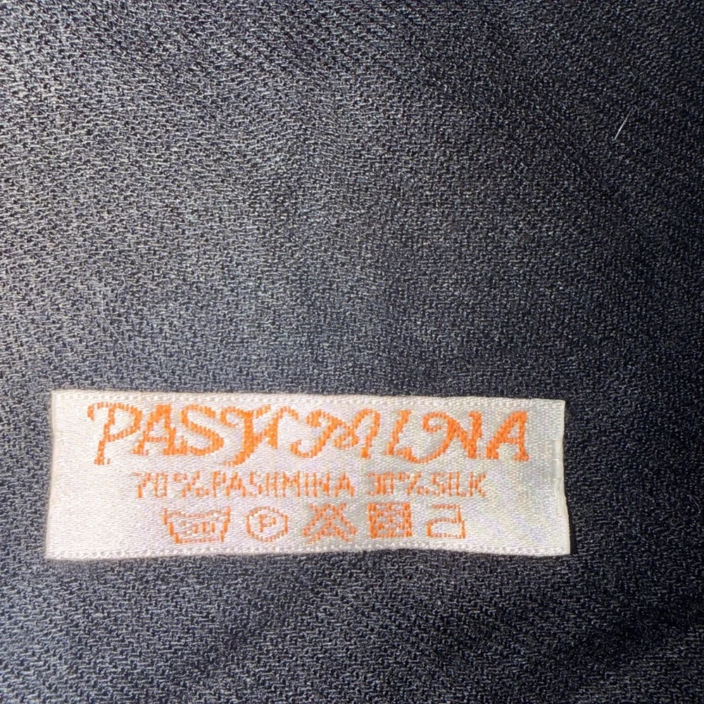 Cashmere Pashmina Silk Blend Scarf - Picture 2 of 4